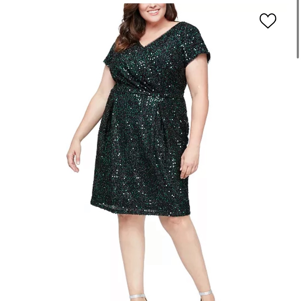 Women’s Green Sequin Sheath Dress Size 14